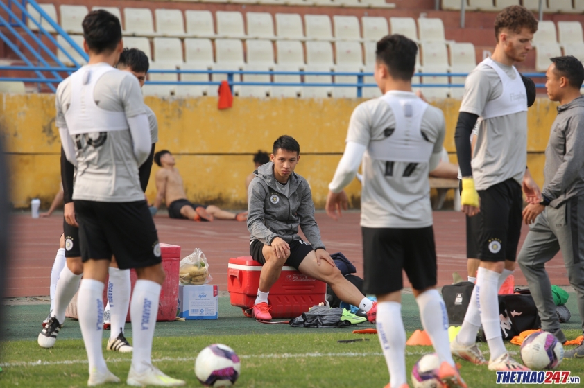 Cầu thủ Nam Định lĩnh hậu quả nặng nề sau pha triệt hạ Hùng Dũng Ảnh 1