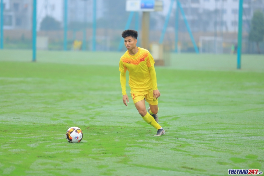 HLV Troussier: 'Tôi sẽ tạm hài lòng nếu nằm trong top 4 ĐNA' Ảnh 8