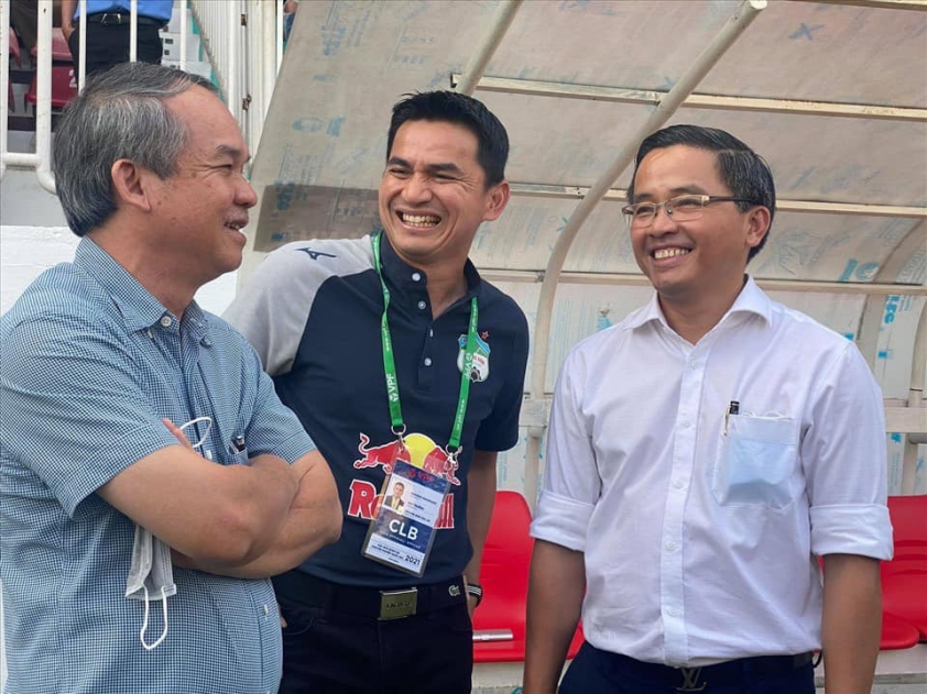 Sao HAGL: 'Bầu Đức và HLV Kiatisak là cặp đôi hoàn hảo' Ảnh 1