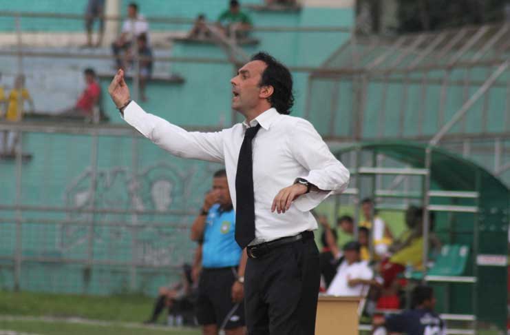 Trước khi HLV Nguyễn Thành Công đến dẫn dắt đội bóng xứ Thanh, HLV Fabio Lopez là người ngồi ghế nóng tại CLB Thanh Hóa