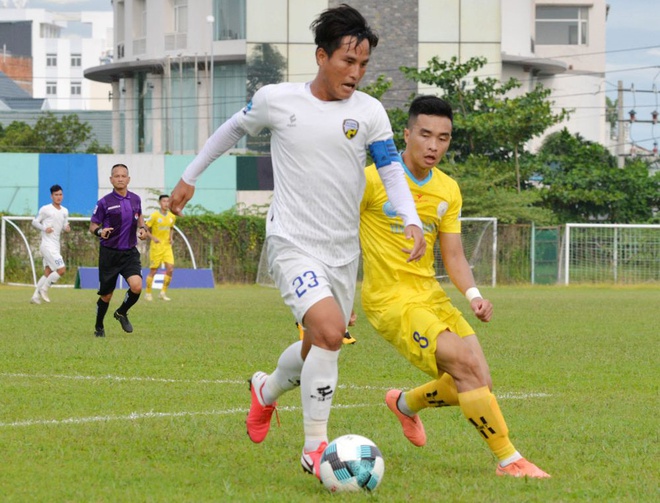 Khánh Hòa và An Giang có trận đấu bù vào buổi sáng