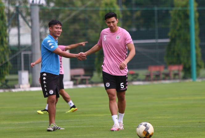 Phía Hàn Quốc chưa có bất kỳ động thái tác động nào đến Hà Nội FC - đội bóng chủ quản của Văn Hậu