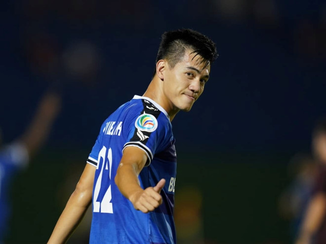 Nguyễn Tiến Linh - Becamex Bình Dương