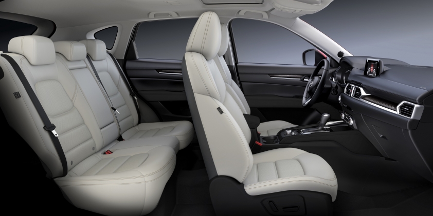 Nội thất Mazda CX-5 2020