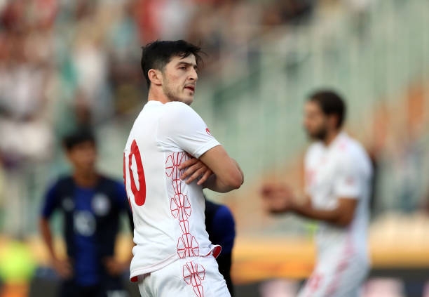Trực tiếp Uzbekistan 1-2 Iran: Bữa tiệc tấn công Ảnh 1