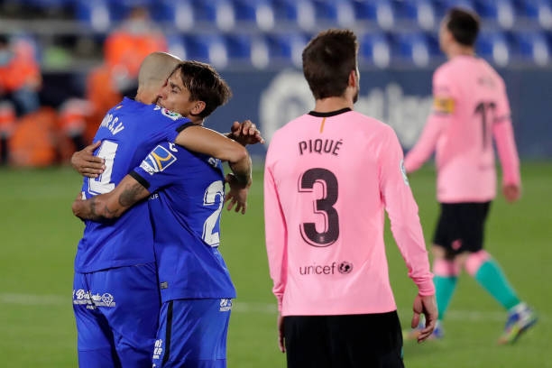 Trực tiếp Getafe 1-0 Barcelona: Đội nhà áp đảo Ảnh 1