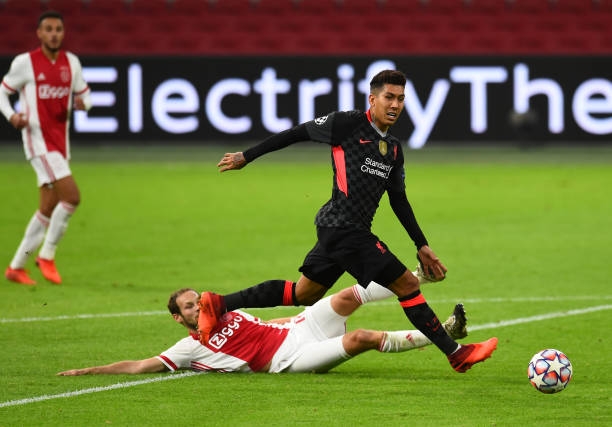Trực tiếp Ajax 0-1 Liverpool: Liverpool kiểm soát thế trận Ảnh 1