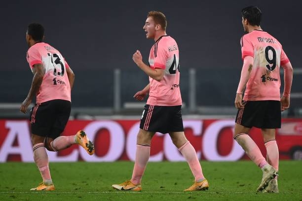 Hàng công bất ổn, Juventus hòa nhọc nhằn trên sân nhà Ảnh 1