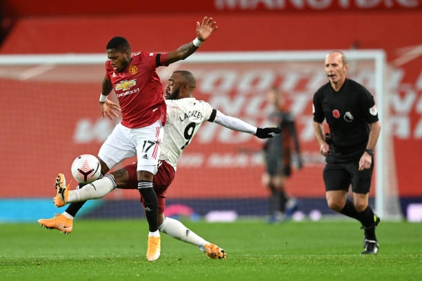 Trực tiếp MU 0-0 Arsenal: Thế trận cởi mở Ảnh 1