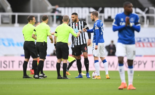 Trực tiếp Newcastle 0-0 Everton: Pickford bất ngờ phải dự bị Ảnh 1