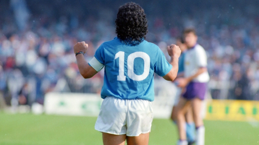 Tin HOT bóng đá 26/11: FIFA treo áo số 10 để vinh danh Maradona? Ảnh 1