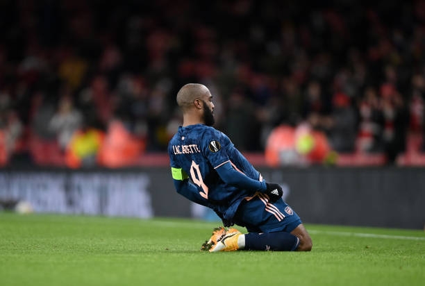 Trực tiếp Arsenal 2-0 Rapid Wien: Đội chủ nhà chơi lấn lướt Ảnh 1
