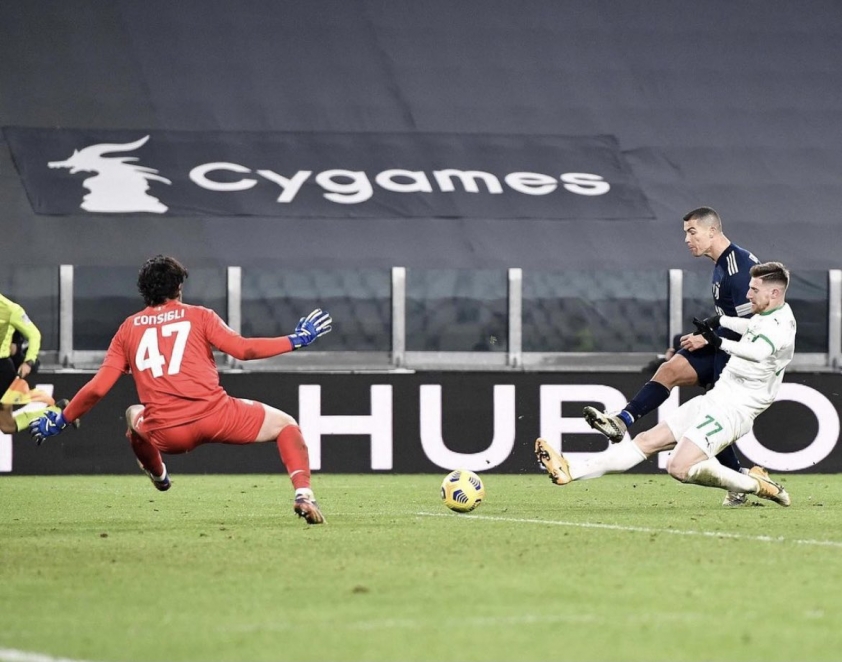 Ronaldo nói gì trong ngày sánh vai Josef Bican? Ảnh 1