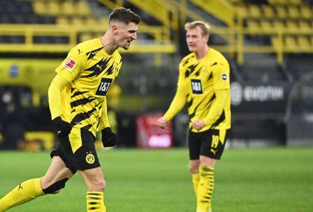 Dortmund bị cầm chân bởi đội bóng áp chót trên BXH Ảnh 1