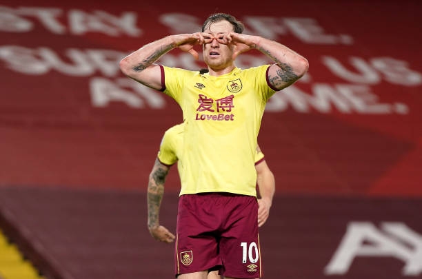 Liverpool gục ngã trên sân nhà trong ngày hàng công kém duyên Ảnh 1