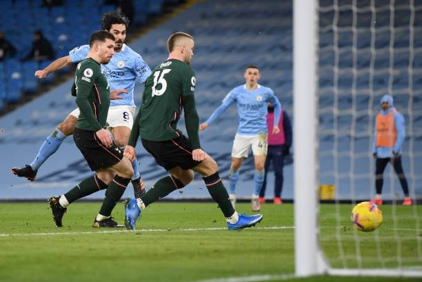 Trực tiếp Man City 3-0 Tottenham: Thủ môn kiến tạo Ảnh 1