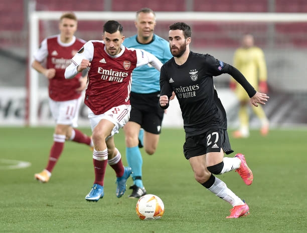 Trực tiếp Arsenal 1-2 Benfica: Đội khách vươn lên Ảnh 1