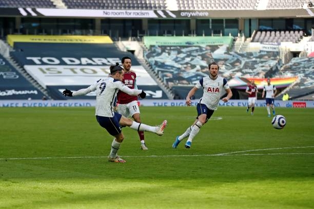 Trực tiếp Tottenham 4-0 Burnley: Bale tỏa sáng rực rỡ Ảnh 1