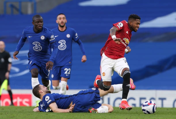 MU và Chelsea bất phân thắng bại trong trận thư hùng nảy lửa Ảnh 1