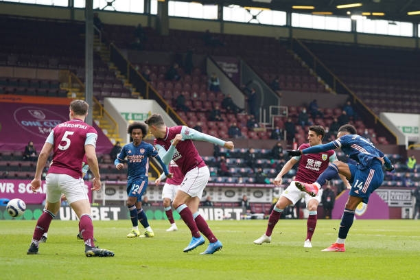 Trực tiếp Burnley 0-1 Arsenal: Aubameyang mở điểm Ảnh 1