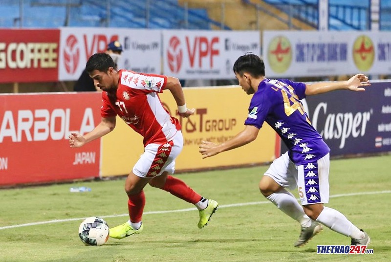 Trực tiếp Hà Nội 1-0 TP HCM: Văn Quyết tỏa sáng Ảnh 1
