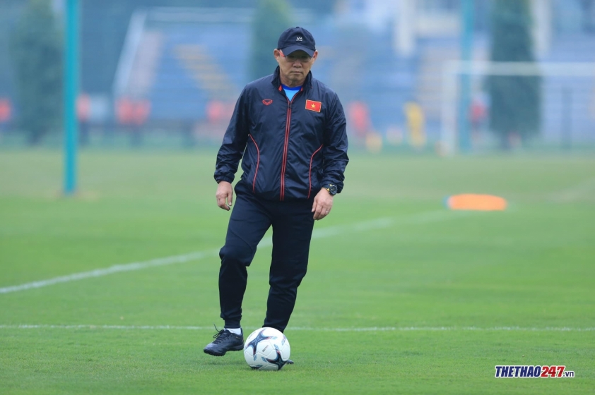 HLV Park 'thở phào' khi AFF Cup dời lịch xuống cuối năm 2021 Ảnh 1