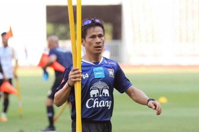 Kiatisak mang cựu chuyên gia nổi tiếng của ĐT Thái Lan sang Việt Nam Ảnh 1
