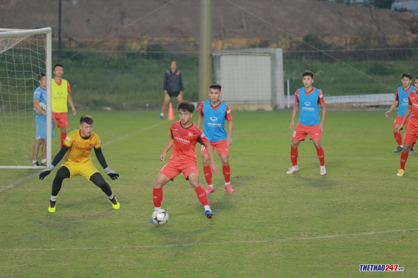 Nhà vô địch AFF Cup 2008 đánh giá cao tài năng trẻ 20 tuổi của Viettel Ảnh 1