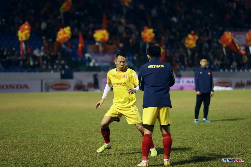 Trực tiếp ĐT Việt Nam vs U22 Việt Nam: Quang Hải, Tuấn Anh không thi đấu Ảnh 1