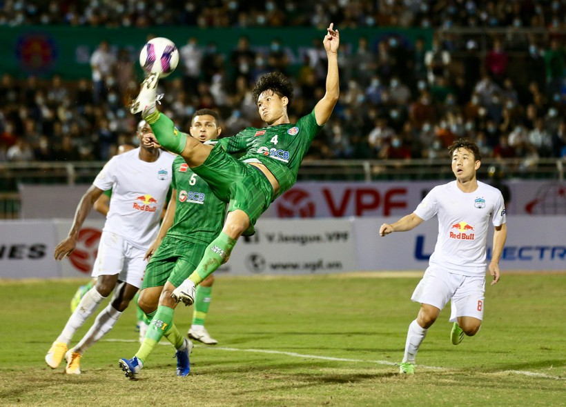 Kiatisak thất bại trong trận ra quân V-League 2021 Ảnh 1