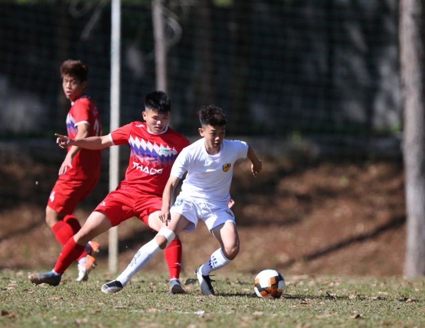 Khóa 4 HAGL tiếp tục để lại ấn tượng tại VL U19 Quốc gia 2021 Ảnh 1