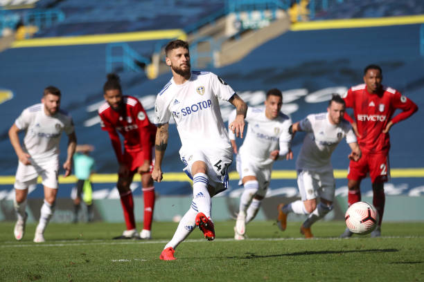 Trực tiếp Leeds 2-1 Fulham: Hai quả penalty Ảnh 1