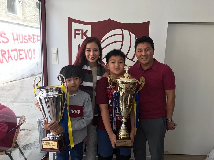 Sarajevo, Nguyễn Hoài Nam, Matthias Fanimo, West Ham, Champions League, Europa League