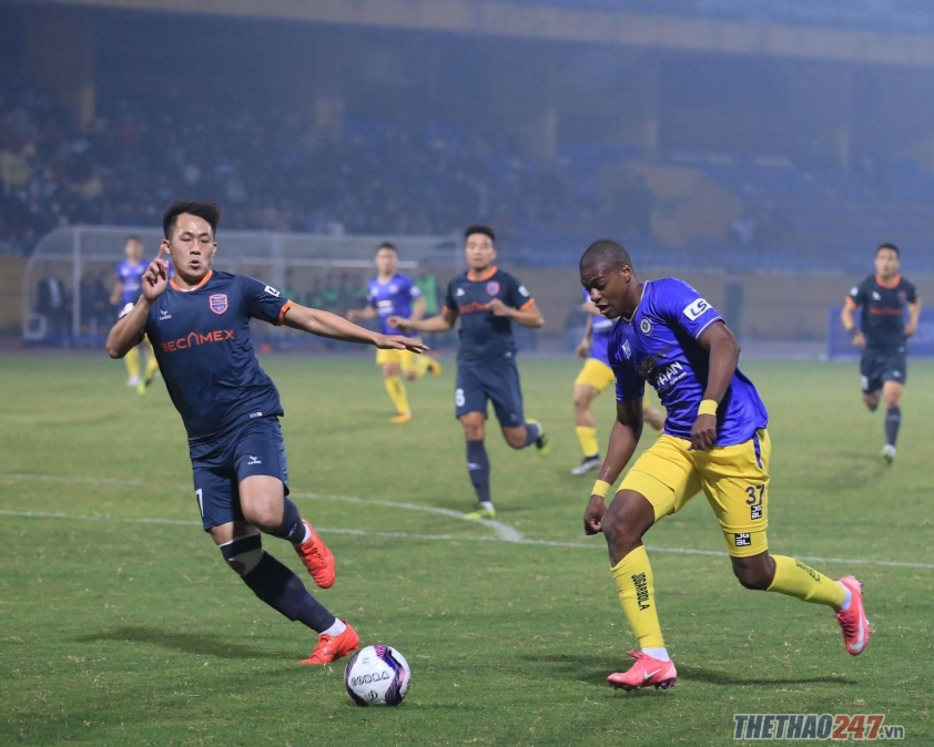 Trực tiếp CLB Hà Nội 0-0 Bình Dương: Quang Hải nhảy múa Ảnh 2