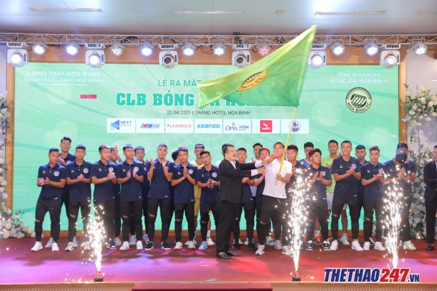 HLV Quốc Vượng: 'Tôi không cho phép Hòa Bình là bản copy của HAGL' 39097