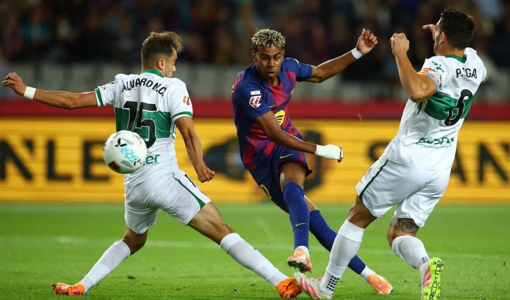 'Tuổi 18 của Yamal thật đáng kinh ngạc'