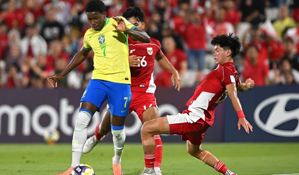 Xé lưới Indonesia ở World Cup, thần đồng Brazil sắp đến Man City