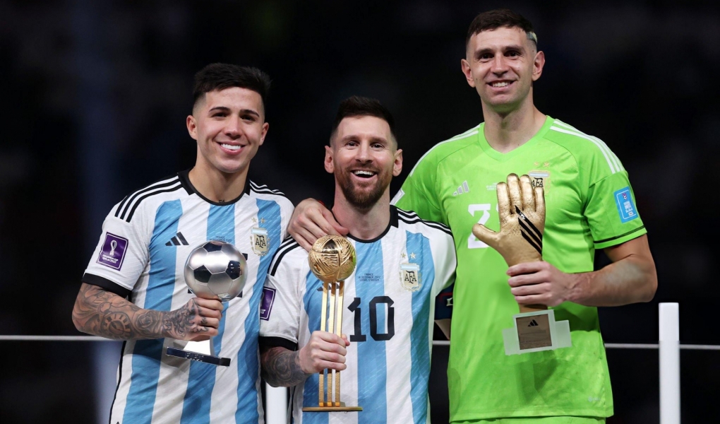 Messi nhận tin dữ từ đồng đội thân tín ở tuyển Argentina
