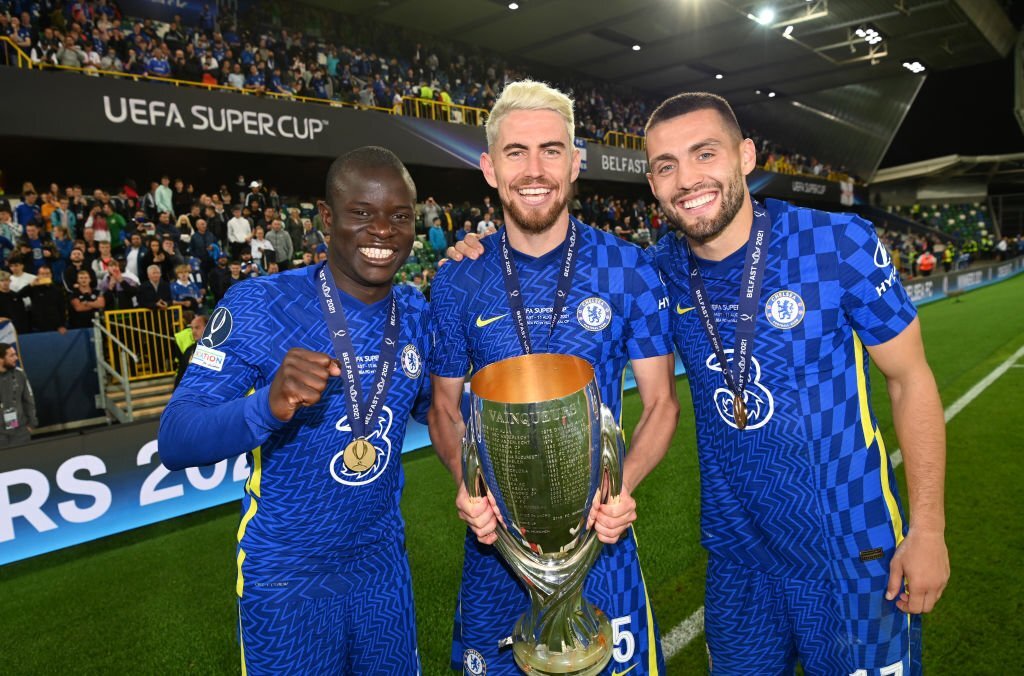 Tiền vệ xuất sắc nhất Chelsea gia nhập đội bóng 'đại kình địch'?