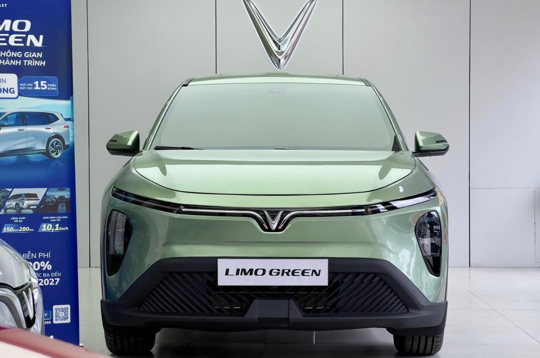 Lô xe VinFast Limo Green đầu tiên sẽ tới tay khách Việt vào 5/8: MPV điện thực dụng, giá dễ tiếp cận