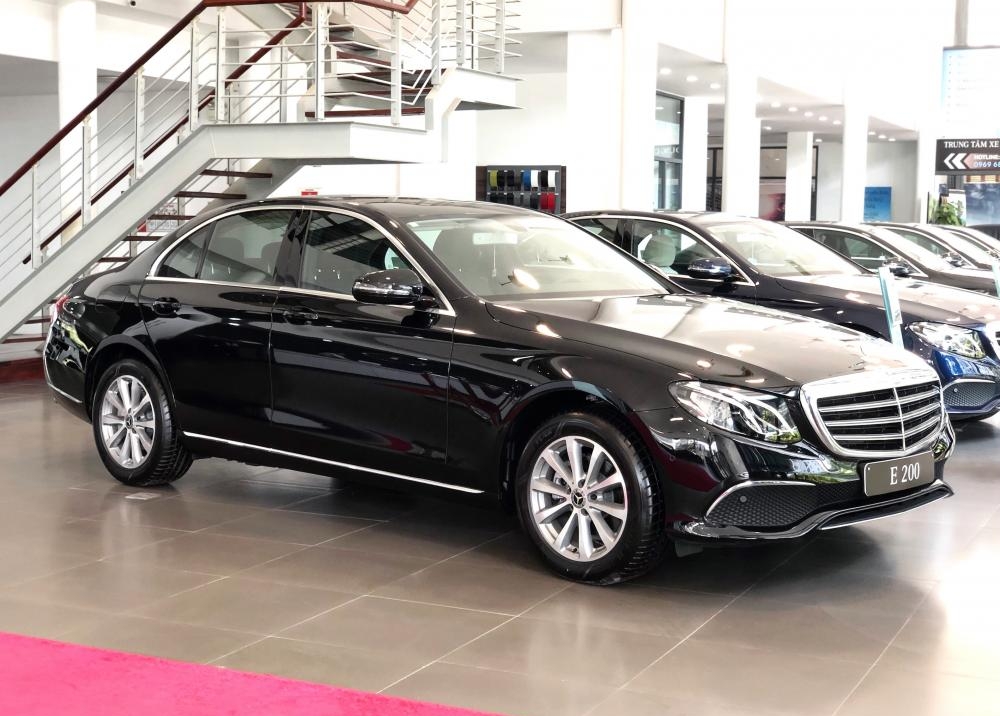 Giá xe Mercedes E200 tháng 08/2023: thông số & đánh giá chi tiết