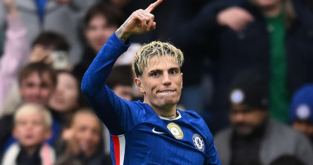 Garnacho bị chê chưa đủ tầm chơi cho Chelsea và MU