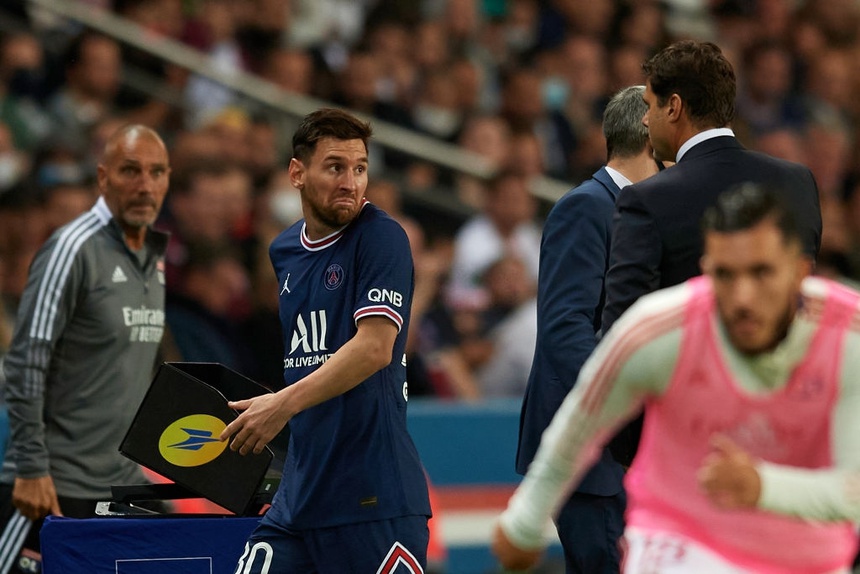 HLV Pochettino giải thích sau khi làm mất lòng Messi