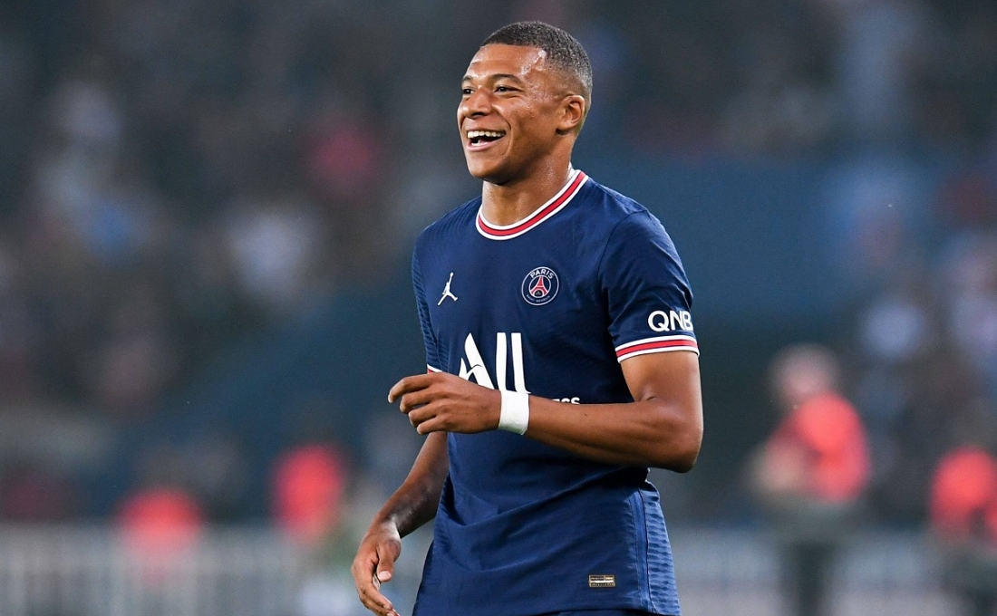 NÓNG: PSG thưởng 100 triệu euro, đề nghị Mbappe hợp đồng 'không thể từ chối'