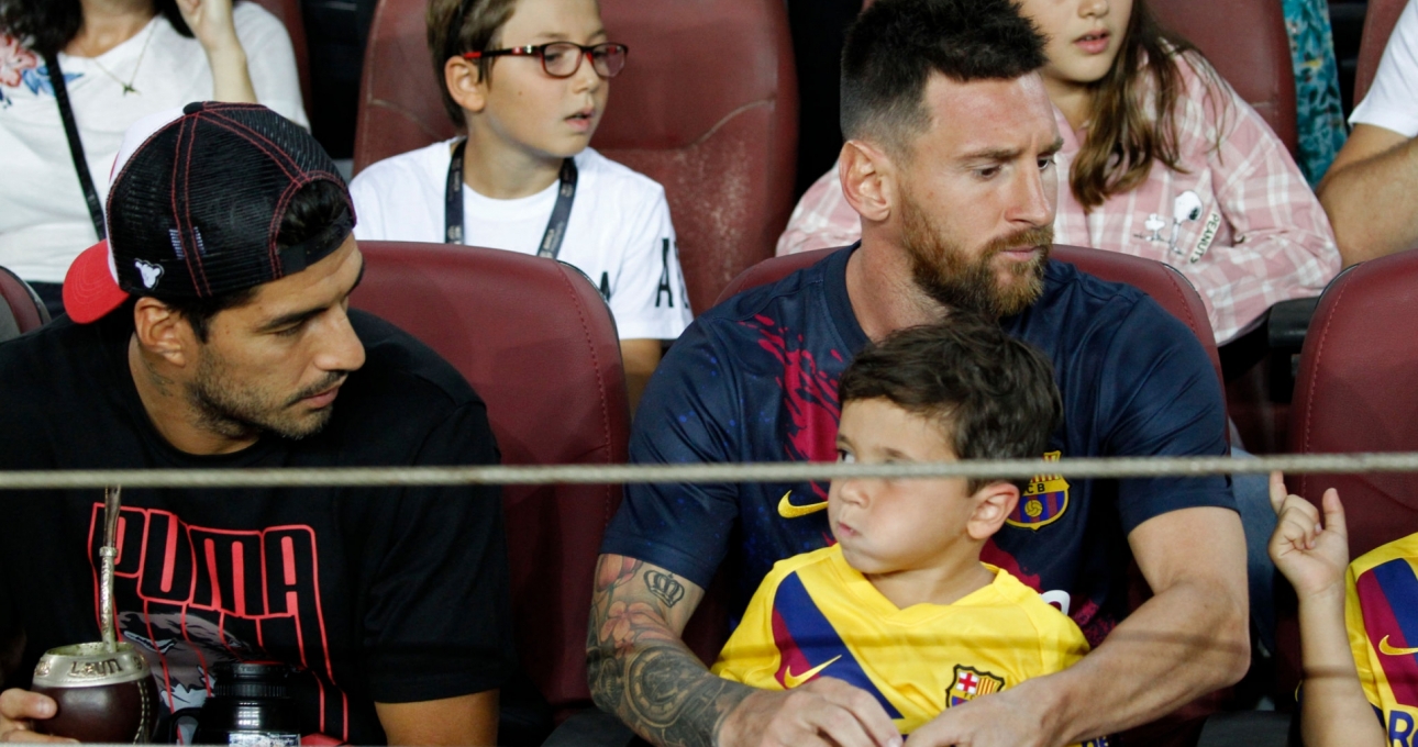 Tấm lòng cao cả của Lionel Messi khiến Suarez 'nở mày nở mặt'