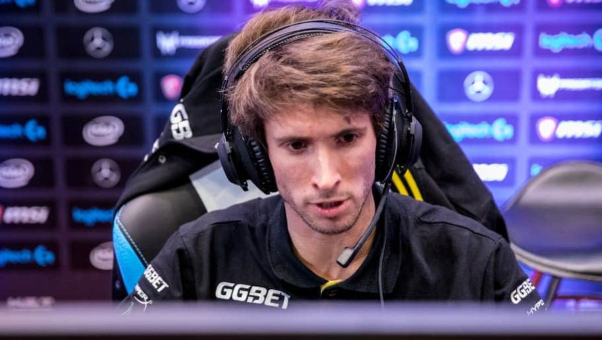 B8 giải tán đội hình Dota 2, bao gồm cả Dendi để xây dựng lại đội hình mới