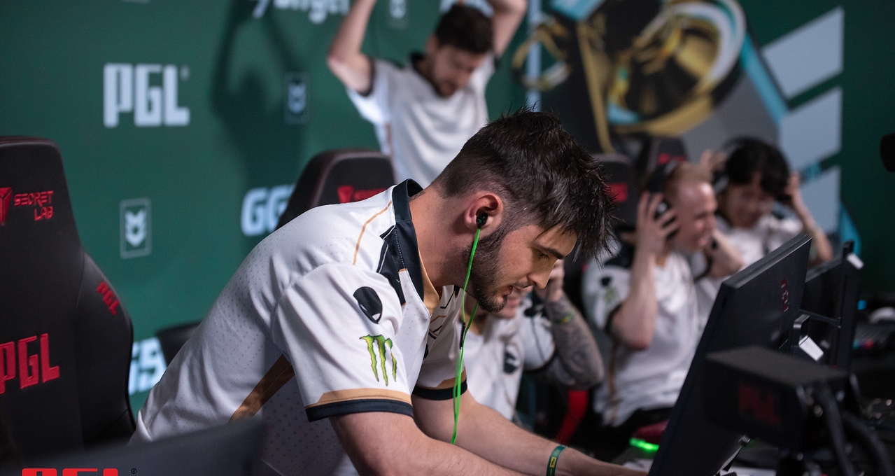 CS:GO: Liquid đưa shox and Huấn luyện viên adreN lên băng ghế dự bị