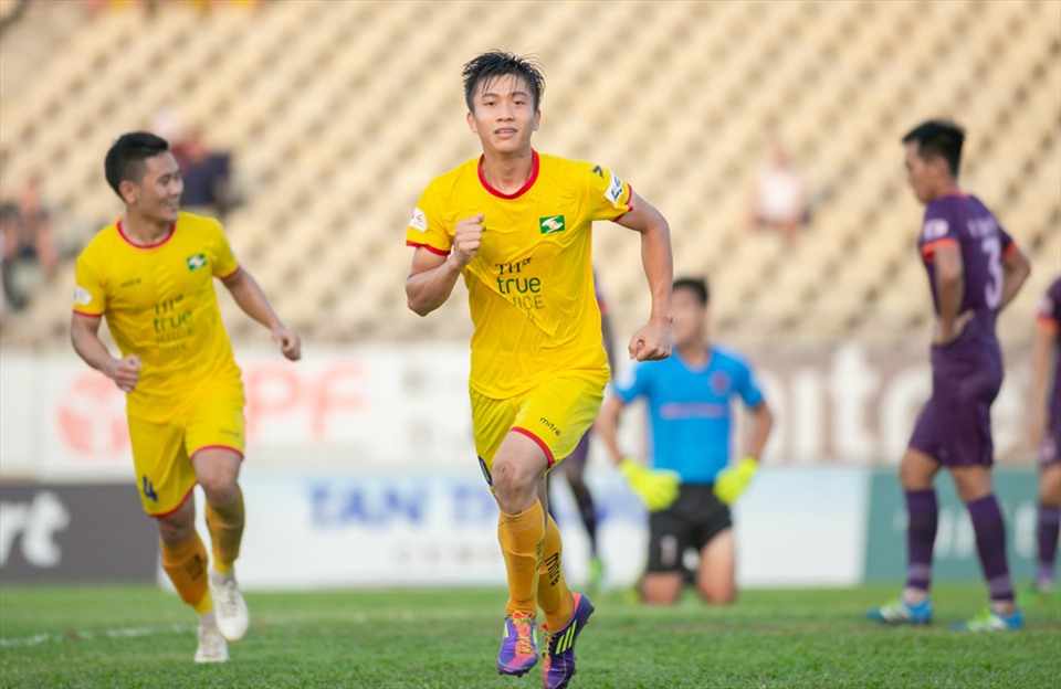 Phan Văn Đức với sứ mệnh giúp SLNA trụ lại sân chơi V-League