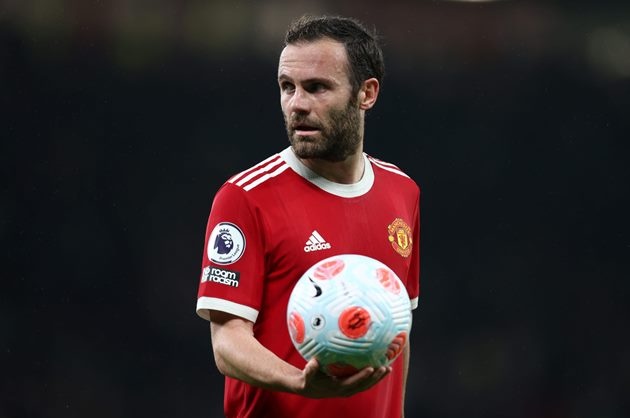 Man Utd đã lãng phí Mata?