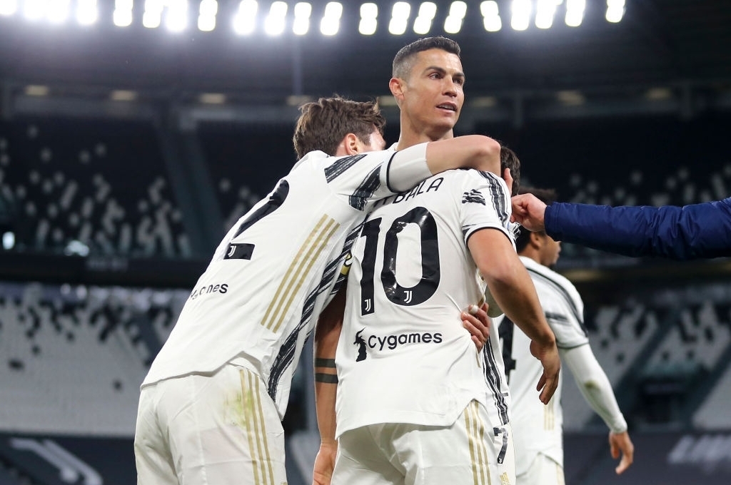 Ronaldo lập công đưa Juventus trở lại vị trí thứ 3